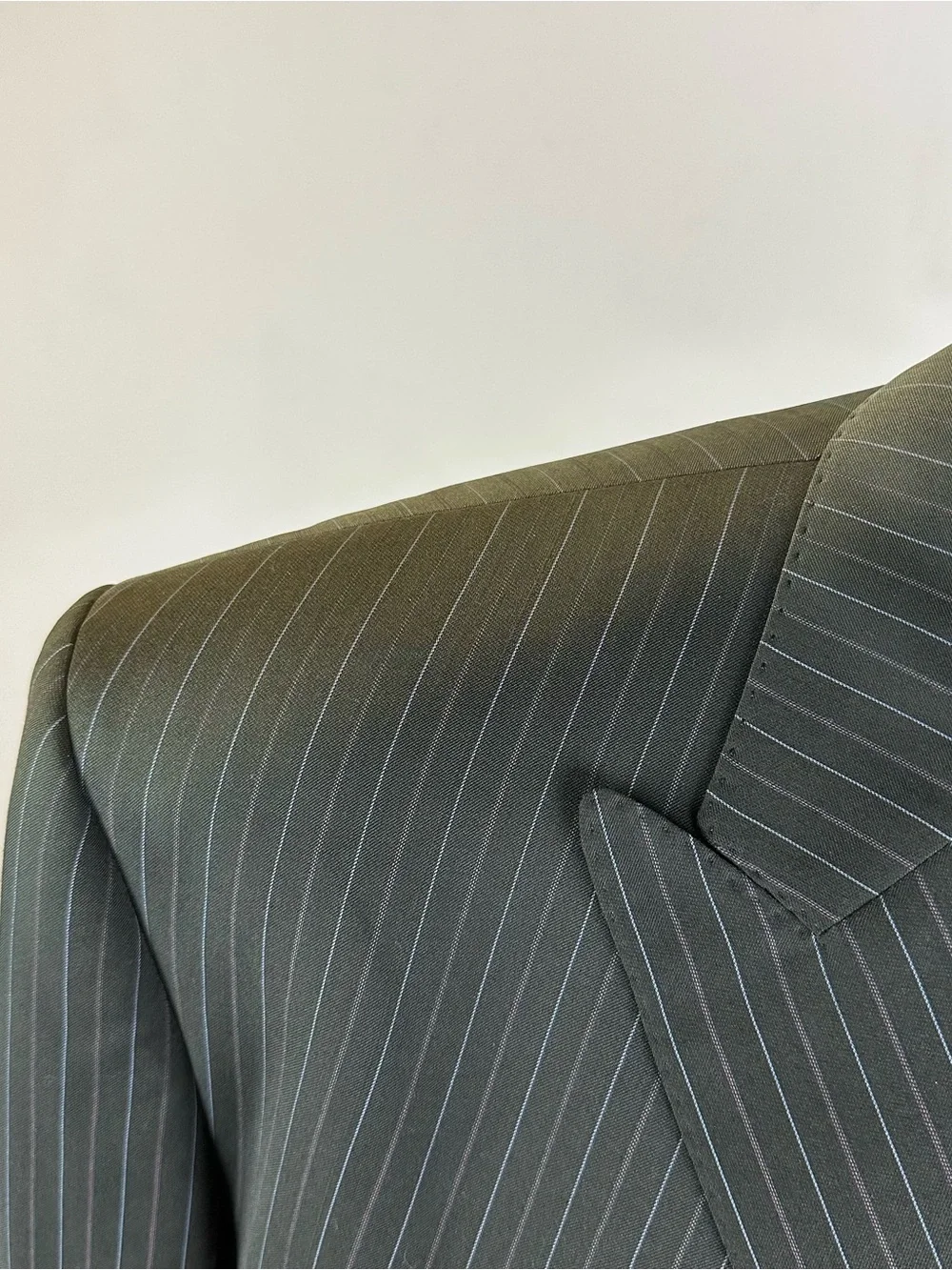 NWT FUBU The Collection Gold Liner Men's Pinstripe Blazer Single-Breasted Jacket
